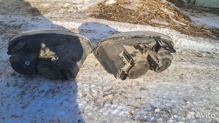 Фара на LADA priora 1