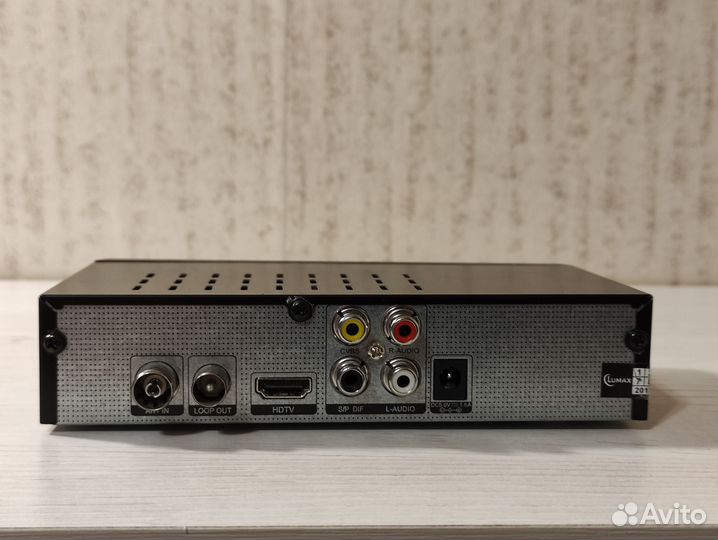 Цифровая tv приставка lumax HD -4017HD