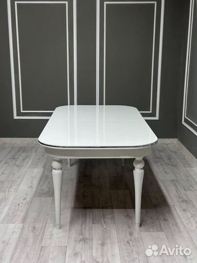Стол и стулья в гостиную.Оплата при получении