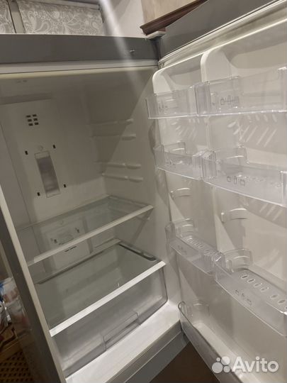 Холодильник бу LG