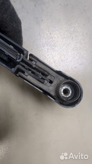 Щеткодержатель левый задний Fiat Tipo