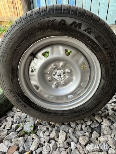 Viatti Strada Asimmetrico 175/70 R13