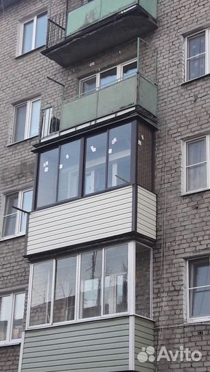 Пластиковый балкон с установкой