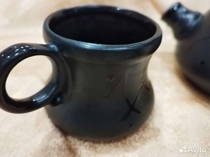 Кофейный набор: турка, две чашки