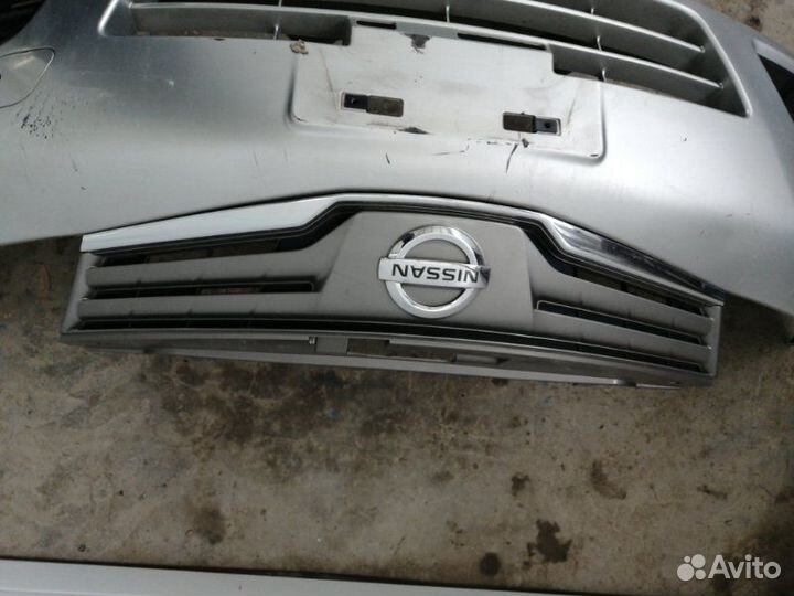 Бампер передний Nissan Note E11
