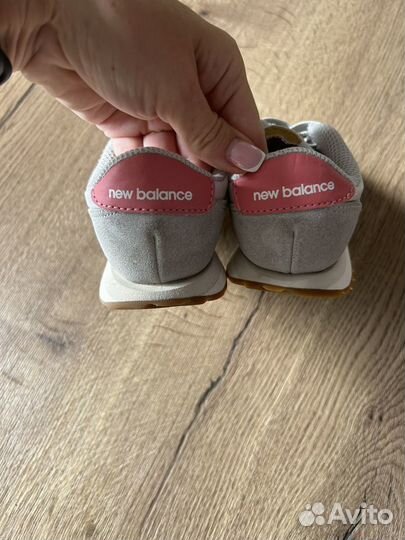 Кроссовки new balance 25