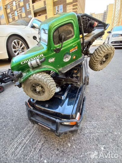 Радиоуправляемая машина внедорожник