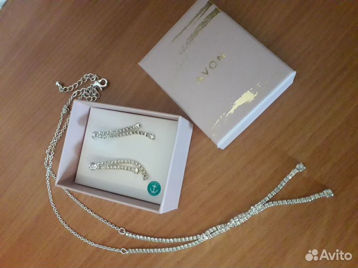 Набор - колье и серьги посеребрённые (Avon)