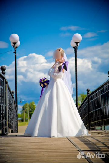 Свадебное платье