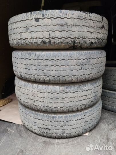Bridgestone Dueler H/T 205/75 R16C 110R