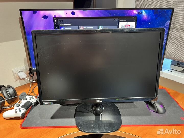 Монитор LG 22