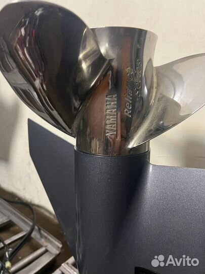 Моторы лодочные ямаха 150 и Сузуки 200