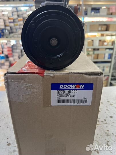 Компрессор кондиционера 97701-4L000