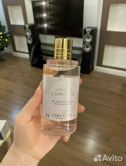 L'occitane Terre de Lumlere L'EAU гель для душа