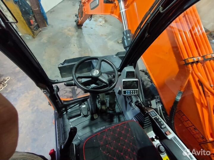 Колёсный экскаватор DOOSAN DX160W, 2021