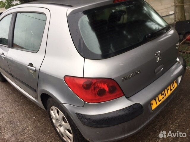 Разбор на запчасти Peugeot 307