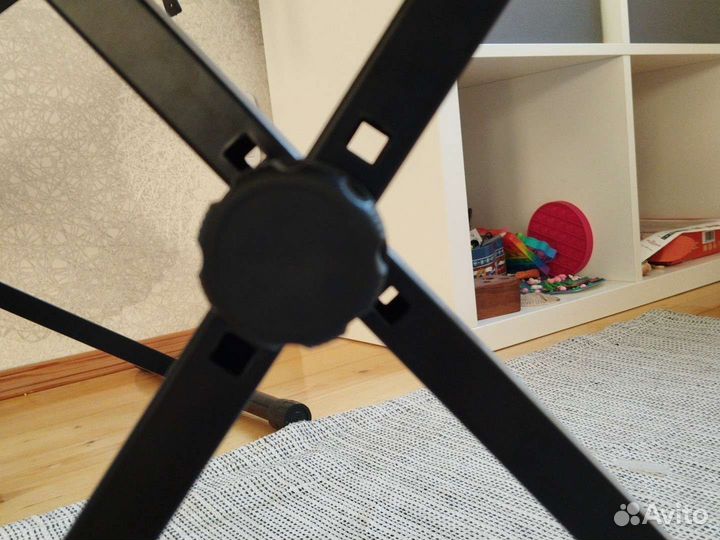 Подставка для синтезатора + регулируемый стул