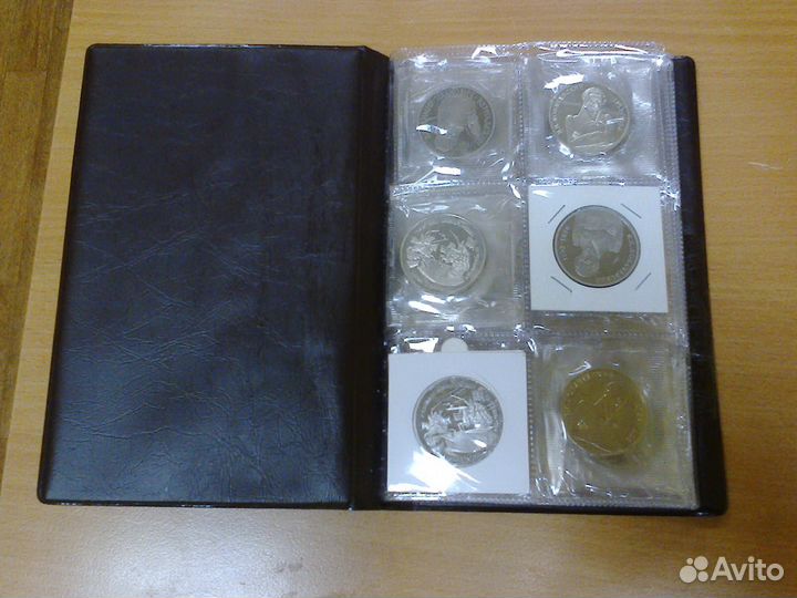 Альбомы для монет (96, 240 ячеек) и бон (24 листа)