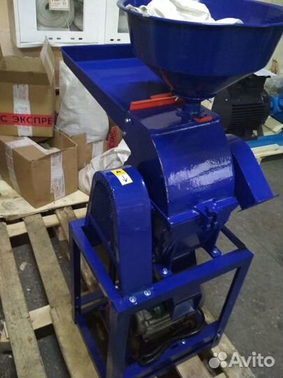 Зернодробилка кормоизмельчитель Bizon-137sbn серии