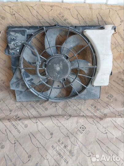 Электровентилятор охлаждения радиатора Kia Rio 4