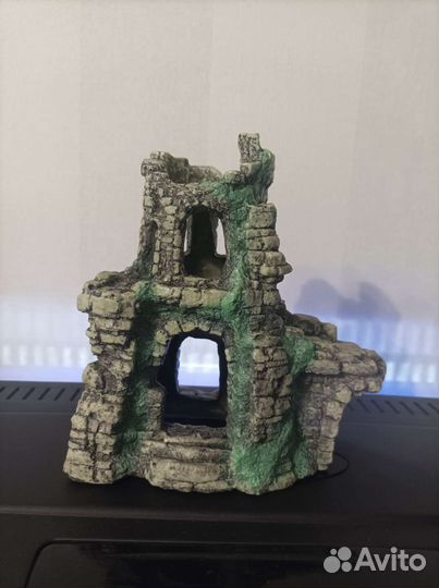 Замок, Грот для аквариума