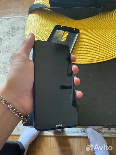 Xiaomi Mi 8, 6/64 ГБ