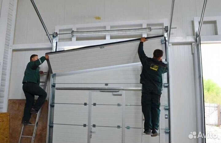 Промышленные секционные ворота