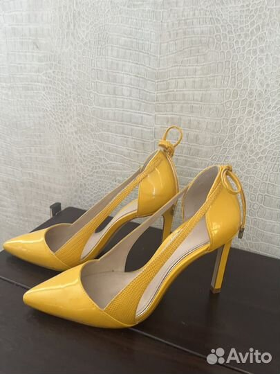 Босоножки женские zara, 38 размер