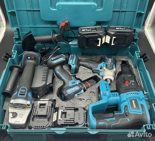 Набор аккумуляторного инструмента 4 в 1