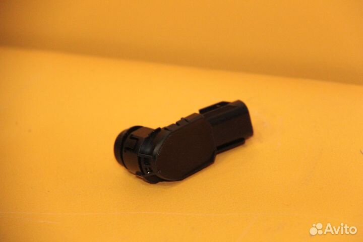 Датчик парктроника Toyota Camry V70 2017-2021