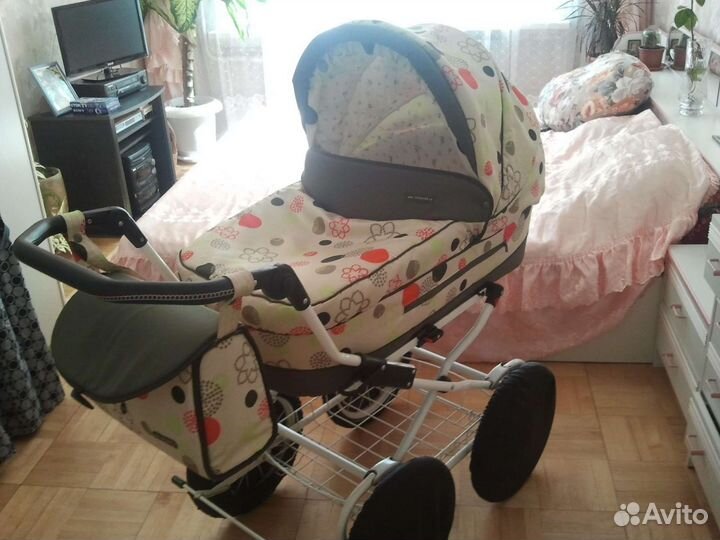 Коляска для новорожденных