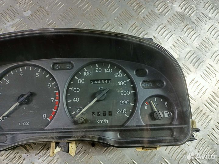 Приборная панель Ford Mondeo 1