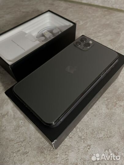 iPhone 11 Pro Max, 64 ГБ