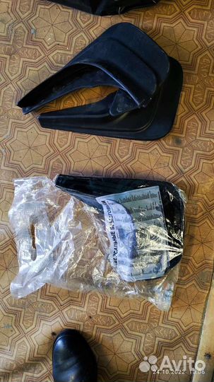 Брызговики универсальные