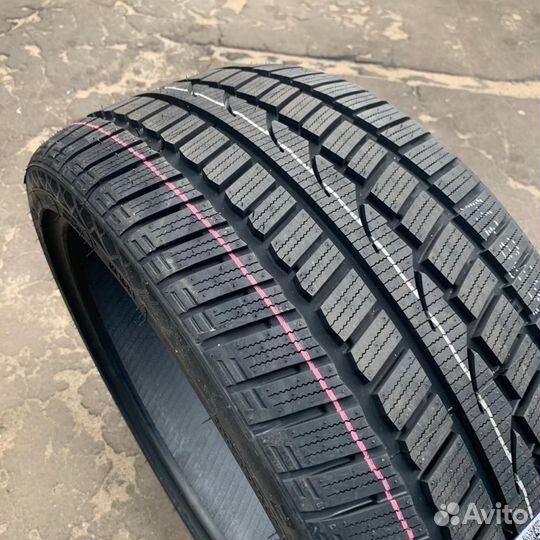 Windforce Snowblazer UHP 235/45 R19