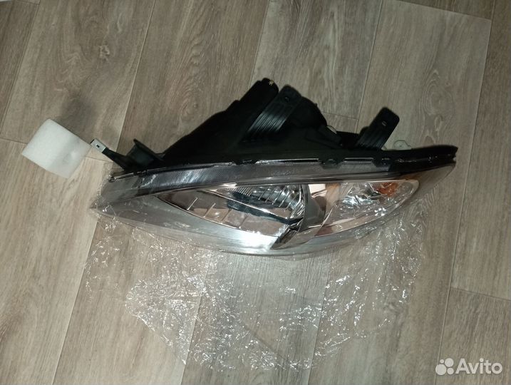 Фара Chevrolet Lacetti Hatchback / Daewoo Gentra
