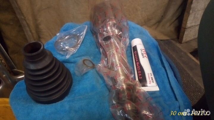 Привод правый Volvo XC70