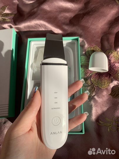 Аппарта для Ультразвуковой чистки лица