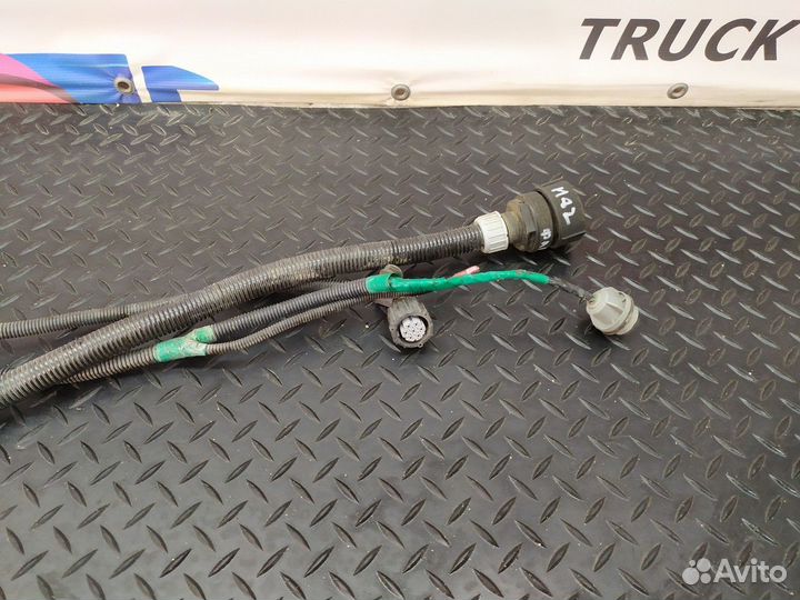 81254595055 Проводка фары правой