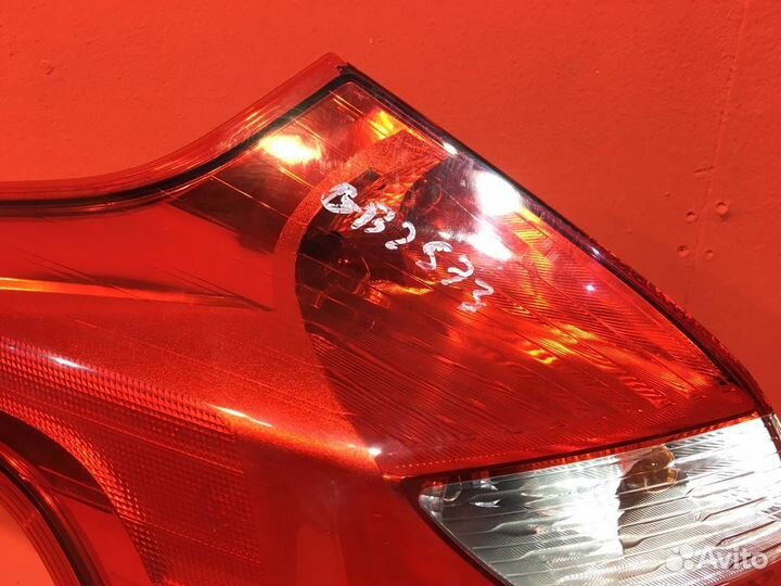 Фонарь для Ford Focus 3 pnda 1.6L 1596 (Б/У)