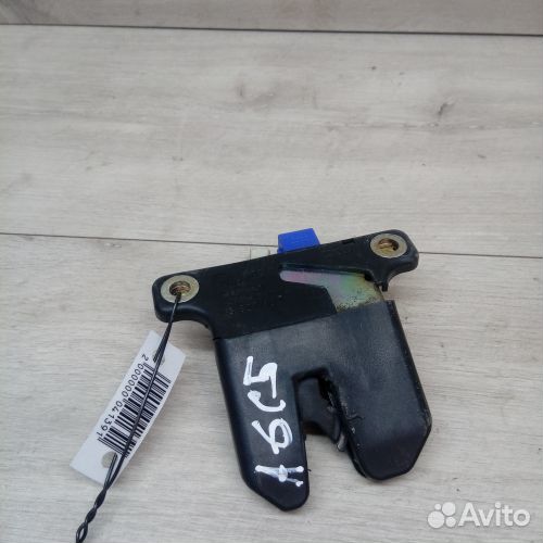 Замок багажника Audi Замок седан A6С5 2002г