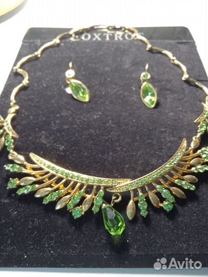 Колье с серьгами