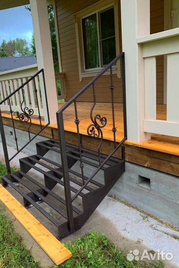 Лестница уличная