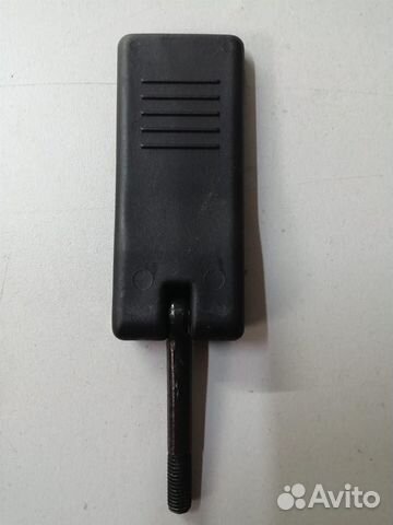 Защелка ручки пассажира(510004992)