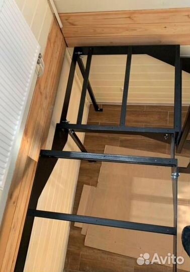 Перила деревянные с монтажем