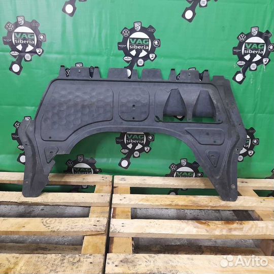 Защита двигателя 1K0825237J VW-golf-6