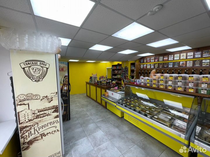 Магазин, бар разливного пива в большом ЖК