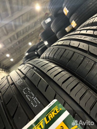 Westlake SA37 245/45 R19 97Y