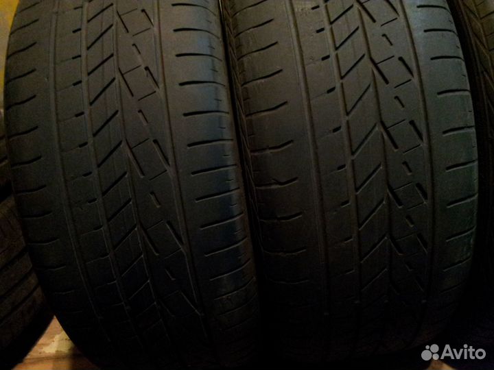 Goodyear Excellence 255/45 R20