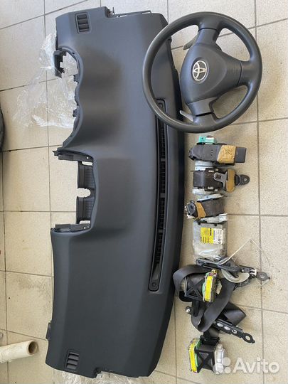 Комплект безопасности(с торпедо)toyota corolla 150